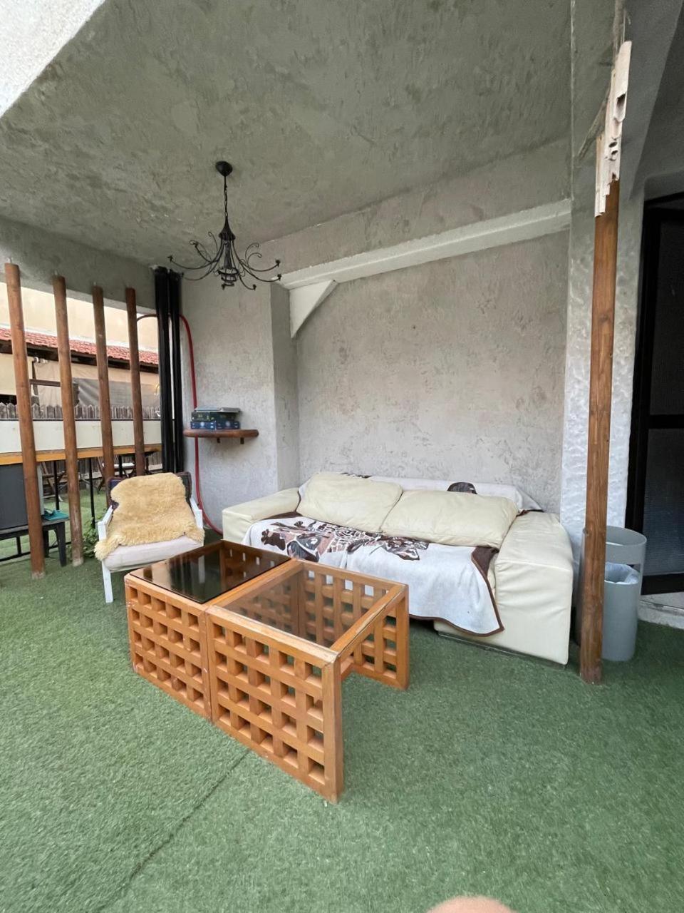Premium Hostel Marina Paphos Bagian luar foto
