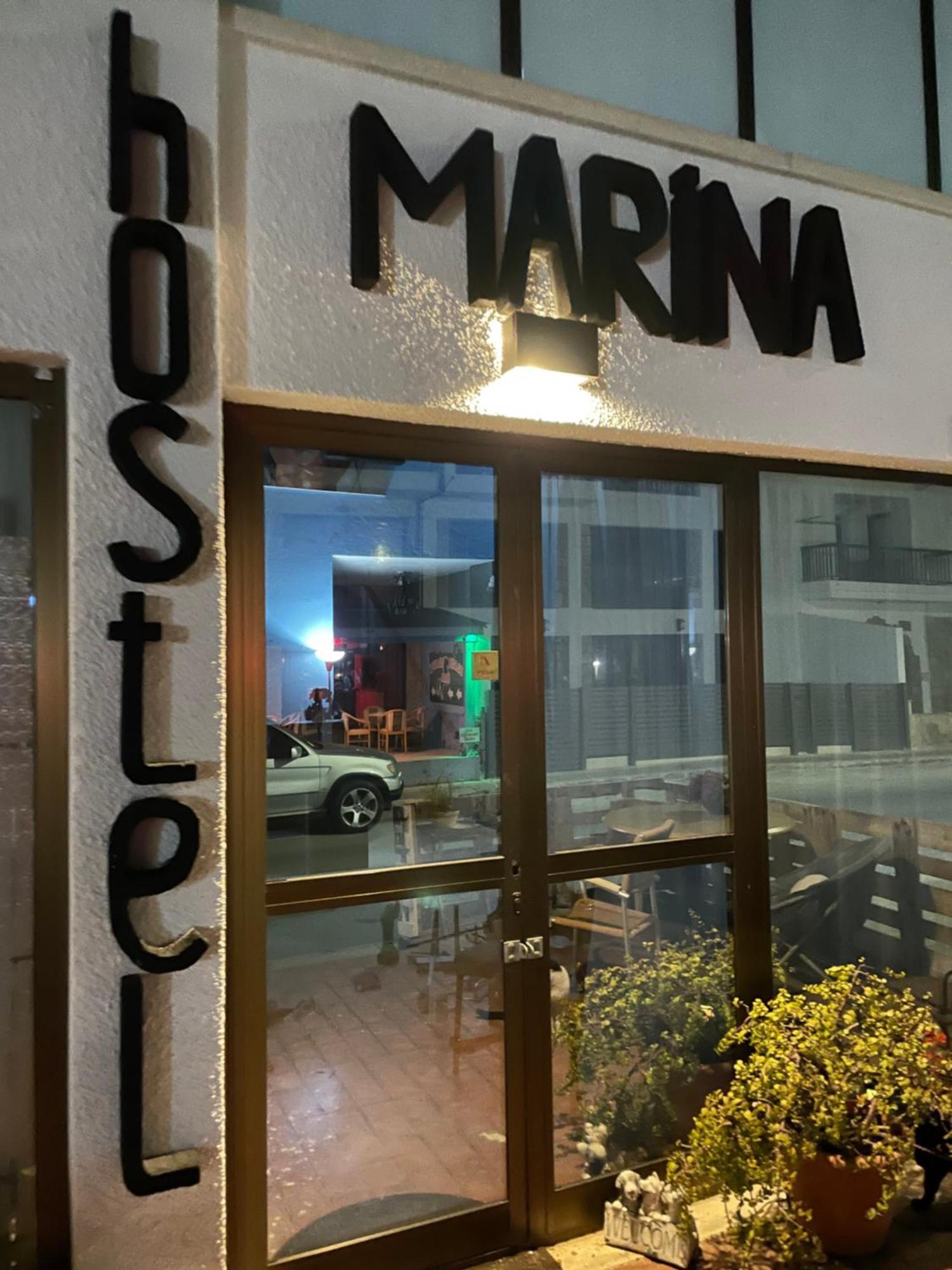 Premium Hostel Marina Paphos Bagian luar foto
